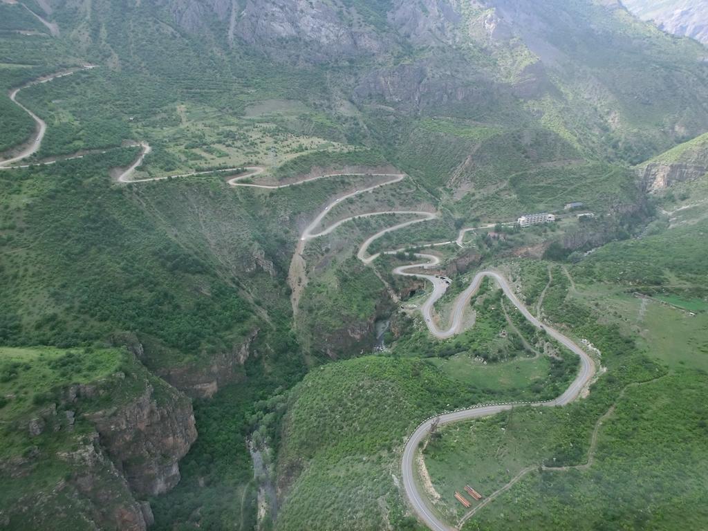 ホテルCamping In Tatev エクステリア 写真